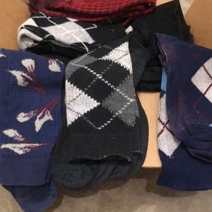 Box of men’s socks.  Assorted styles most gently worn.  37 pairs.